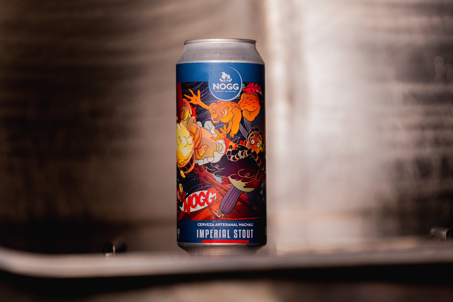 Lata 473cc Imperial Stout c/chips de roble macerados en Bourbon